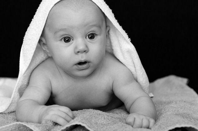 newborn, newborn fotografie, poses, poseren, baby, baby fotografie