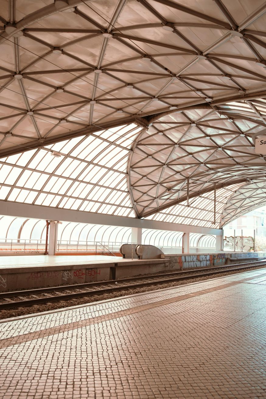 Leeg treinstation