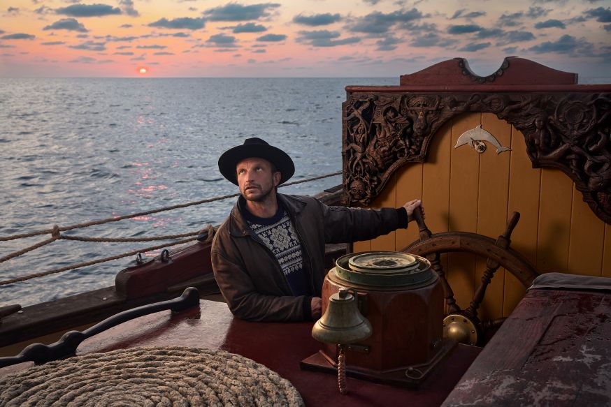 Meezeilen én fotograferen op zee met Ezra Böhm Fotograferen op zee